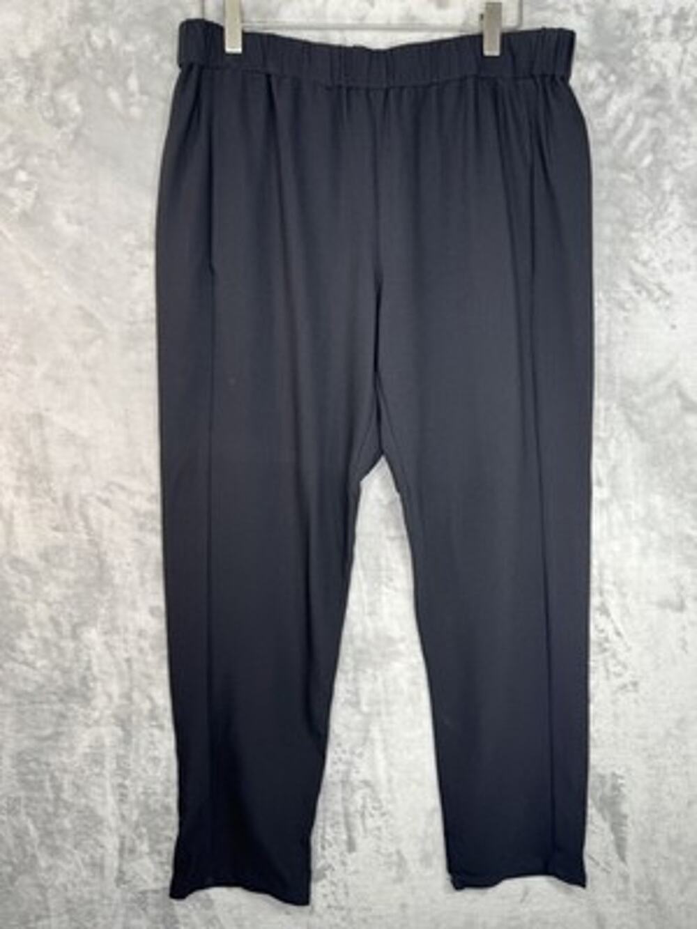 Theory Dress Pants Womens Medium Black Crepe Tapered Pull On Elastic Pockets
